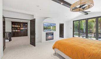 3728 Park Colony Ct, Agoura Hills, CA 91301