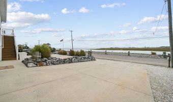 257 Sandlewood Dr, Bayville, NJ 08721