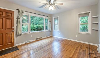 945 Rose Dr, Ann Arbor, MI 48103
