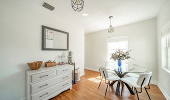 922 Alhambra Dr, Anderson, IN 46012
