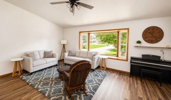 2309 River Rd, Algona, IA 50511