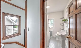 37 Denver Ave, Cranston, RI 02905
