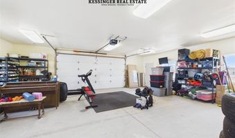 341 N Division St, Cowley, WY 82420