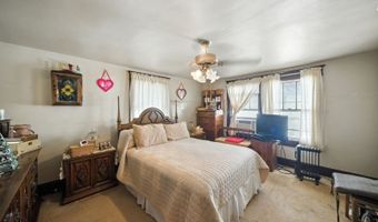 414 Green St, Burlington, NJ 07005