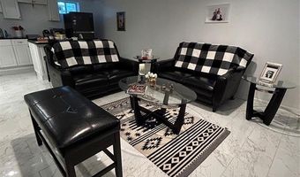 84 N Vivyen St, Bergenfield, NJ 07621