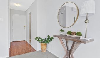 1210 N TAFT St 909, Arlington, VA 22201