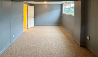 4014 Toronto St, Ames, IA 50014