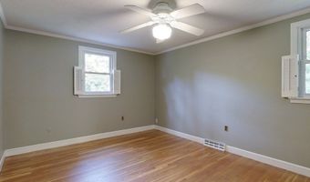 16 Crooked Spring Rd, Billerica, MA 01862