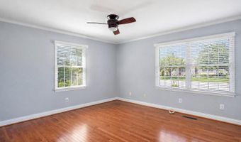 18 BAY BREEZE Dr, Lewes, DE 19958