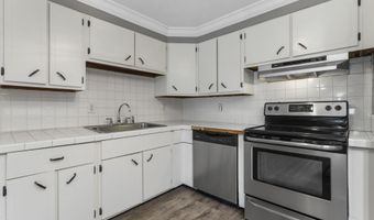 103 Barcelona Ct, Bay St. Louis, MS 39520