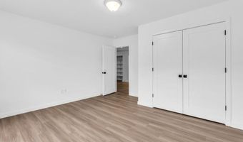 395 SOUTHERN Blvd, Bayville, NJ 08721