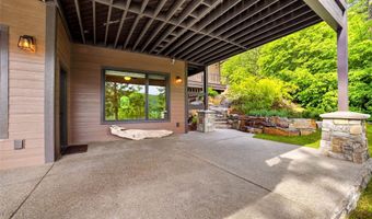 28575 Star Ln, Bigfork, MT 59911