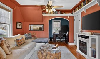 1732 Jackson Ave, Ann Arbor, MI 48103