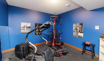 33943 Mill Creek Dr, Adel, IA 50003