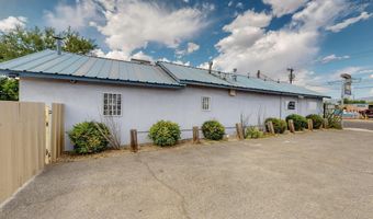 3915 4th St NW, Albuquerque, NM 87107