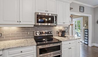 5600 Merion Station Dr, Apex, NC 27539