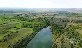 1555 Sadorus Hill Rd, Ashton, ID 83420