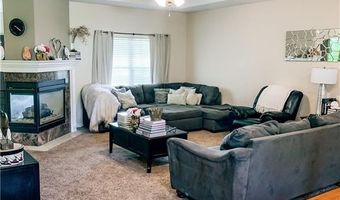 407 NW Saddlebrook Dr, Bentonville, AR 72712