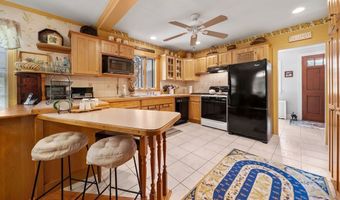 59 Payson St, Attleboro, MA 02703