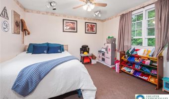 814 S Hays St, Allentown, PA 18103