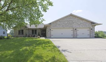 552 Meadowlark Ln, Portage, WI 53901