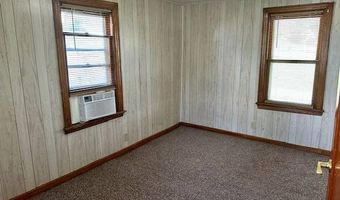 1052 9th St, Alva, OK 73717
