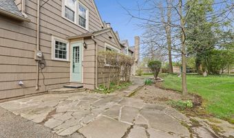1134 Glamorgan St, Alliance, OH 44601