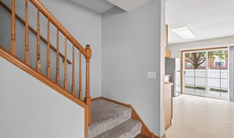 15822 Fleet Trl, Apple Valley, MN 55124