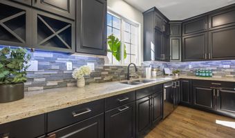 827 W Heritage Oak Ct, Altadena, CA 91001