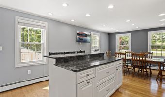 44 McQuade Brook Rd, Bedford, NH 03110