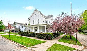 223 N Walnut St, Allegan, MI 49010