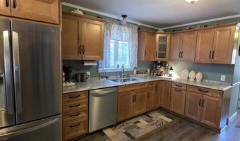 999 Old Coldbrook Rd, Barre, MA 01005