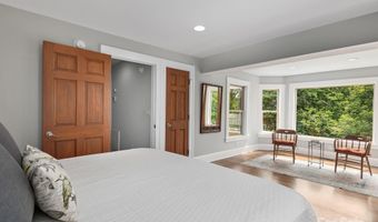 135 Westwood Pl, Asheville, NC 28806