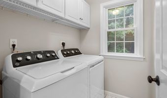 41 Nancy Dr, Ashland, MA 01721
