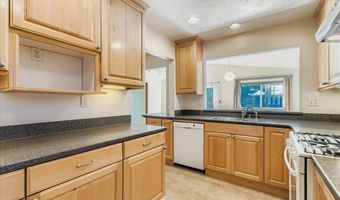4654 Cheshire St, San Diego, CA 92117