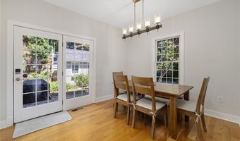 42 Camden Rd, Narragansett, RI 02882