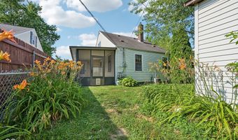 308 E 38th St, Anderson, IN 46013