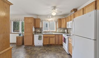 1529 15th St, Baraboo, WI 53913