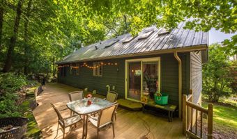 5 Joneswood Dr, Athens, OH 45701