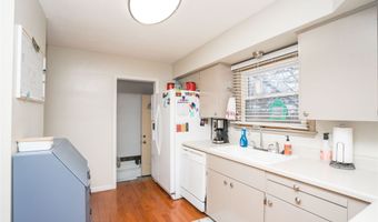 112 NW Des Moines St, Ankeny, IA 50023