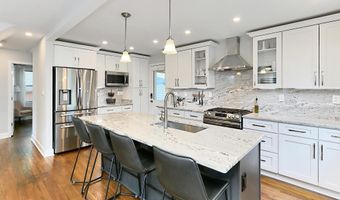 5029 22ND St S, Arlington, VA 22206