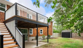 6 Acre Ave, Barrington, RI 02806