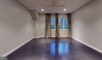 9629 EAGLE RIDGE Dr, Bethesda, MD 20817