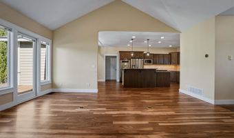 216 COLUMBINE St, Alpine, WY 83128