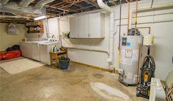 218 High St, Amsterdam, OH 43903