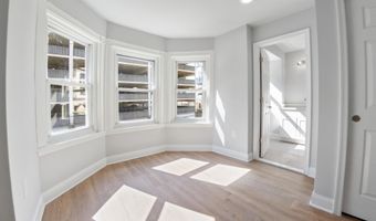 827 LINDEN St W, Allentown, PA 18101