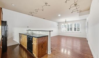 5806 Riverstone Cir 10, Atlanta, GA 30339
