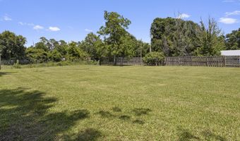 866 Washington St, Bay St. Louis, MS 39520