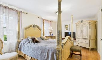 150 Central Ave, Johnston, RI 02919