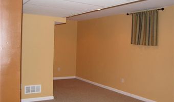 307 Blue Sage Dr, Allentown, PA 18104